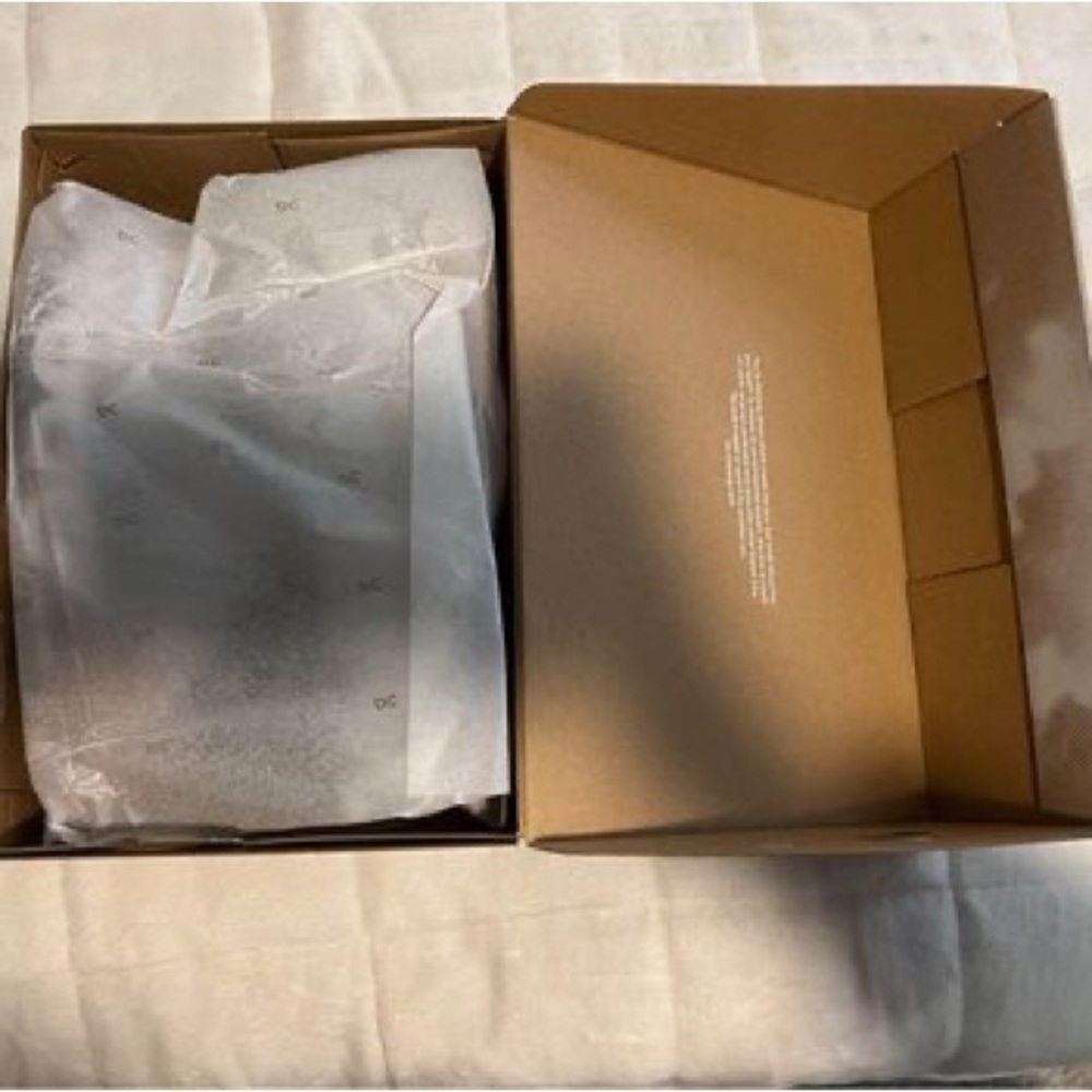 Brand New On Cloud Cloudflyer size 9.5